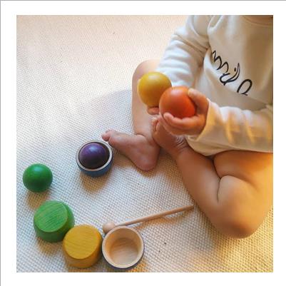 ciotole e sfere in 6 colori